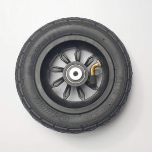 Roue pneumatique Ø 150 mm / 6" noire <strong>SANS système anti-recul</strong> avec pneu INNOVA