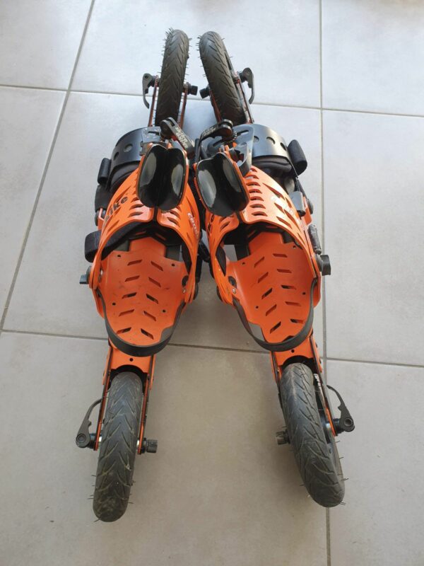 Une paire de V8 LIFT Cross 2R d'occasion – Image 4