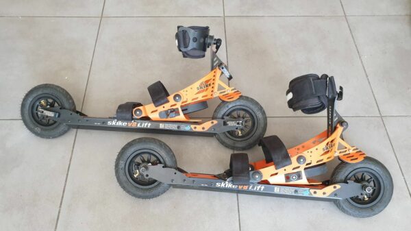 Une paire de V8 LIFT Cross 2R d'occasion