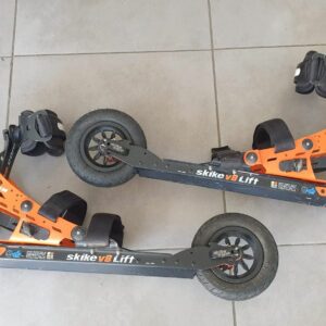 Une paire de V8 LIFT Cross 2R d'occasion